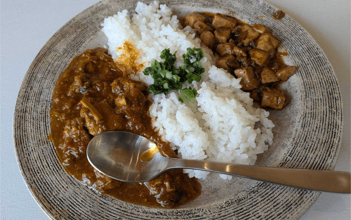 魯肉飯風スパイスカレー
